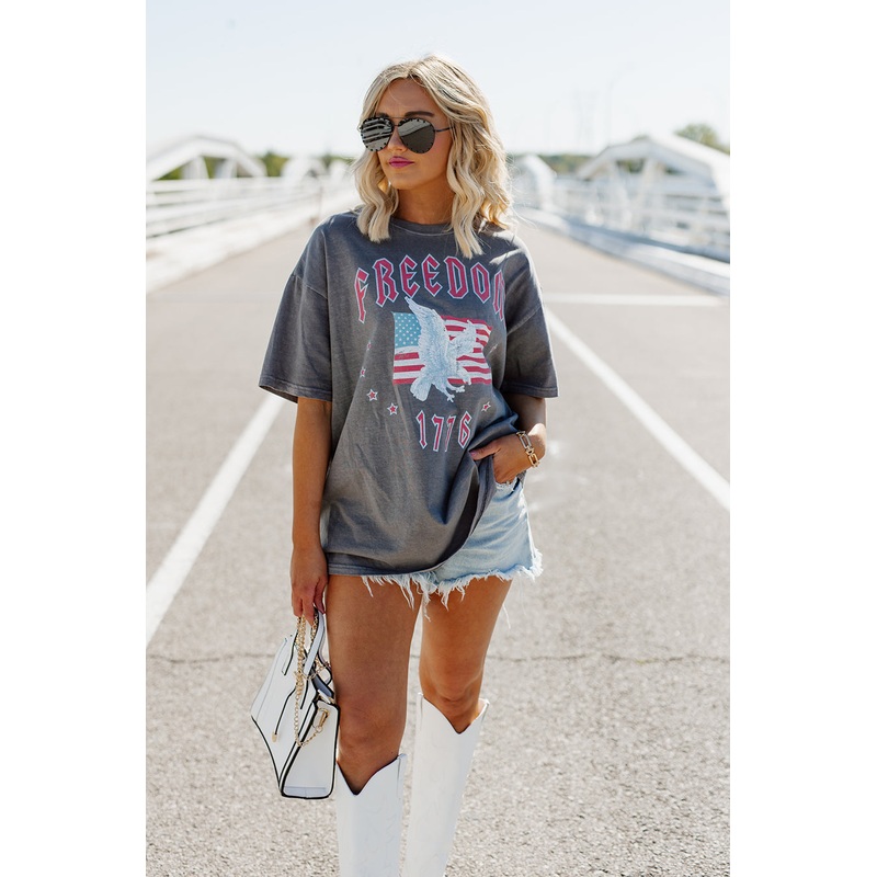 FREEDOM EST 1776 OVERSIZED VINTAGE WASH TEE