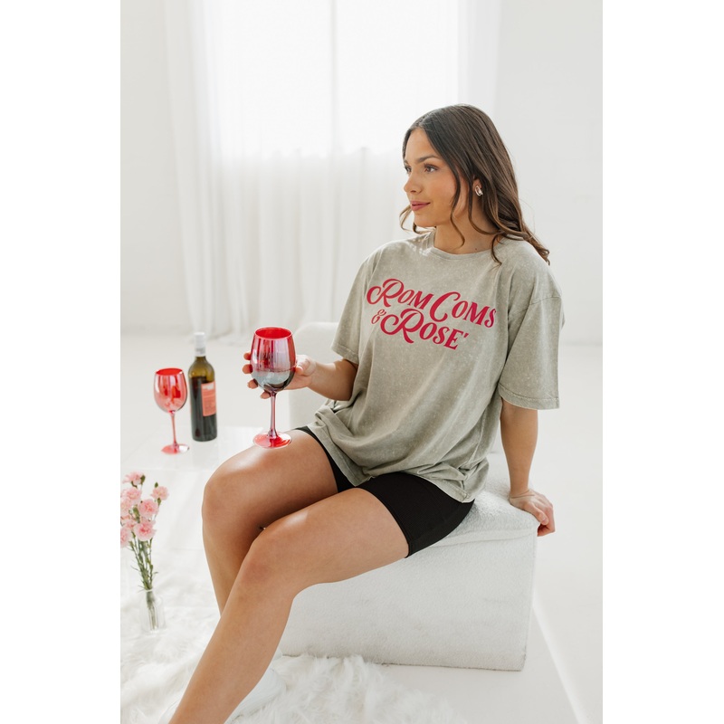 ROM COMS & ROS VINTAGE WASH BOYFRIEND TEE