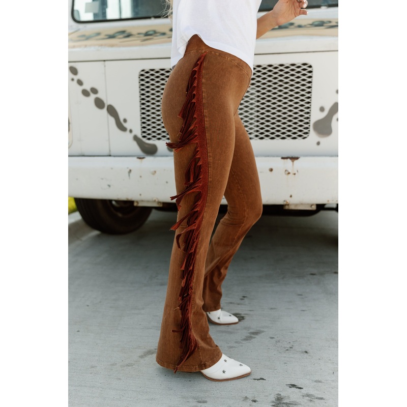 ULTIMATE FRINGE MINERAL WASHED FLARED PANTS