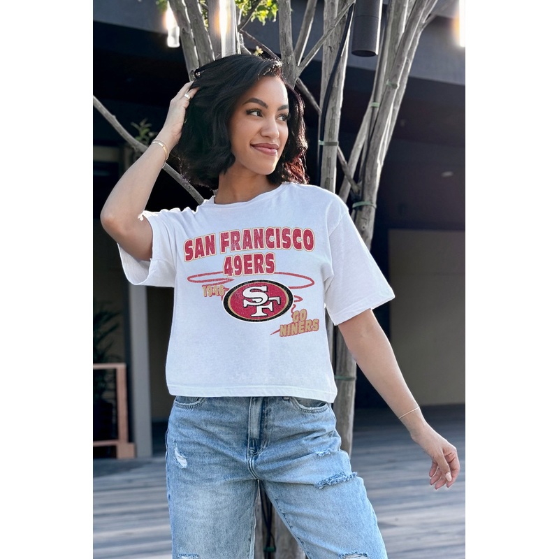 SAN FRANCISCO 49ERS Gameday Goals Boxy-Fit Crop