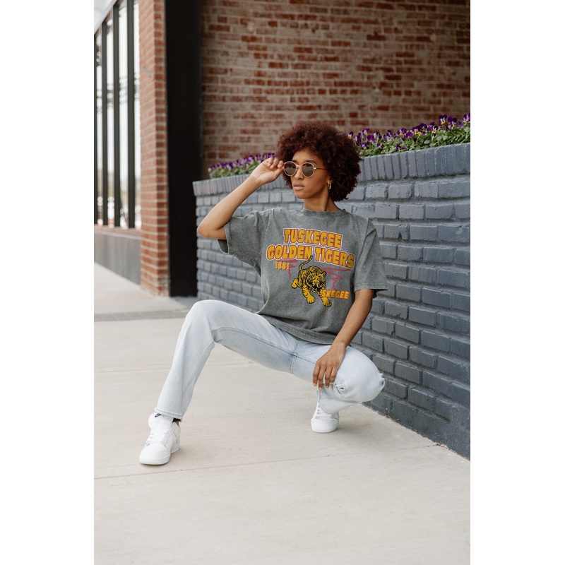 TUSKEGEE GOLDEN TIGERS Keep The Lead Oversized Tee