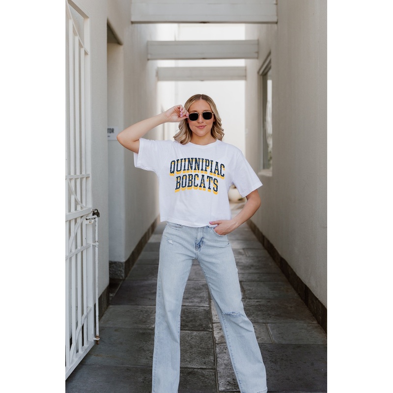 QUINNIPIAC BOBCATS Claim To Fame Boxy-Fit Crop Tee
