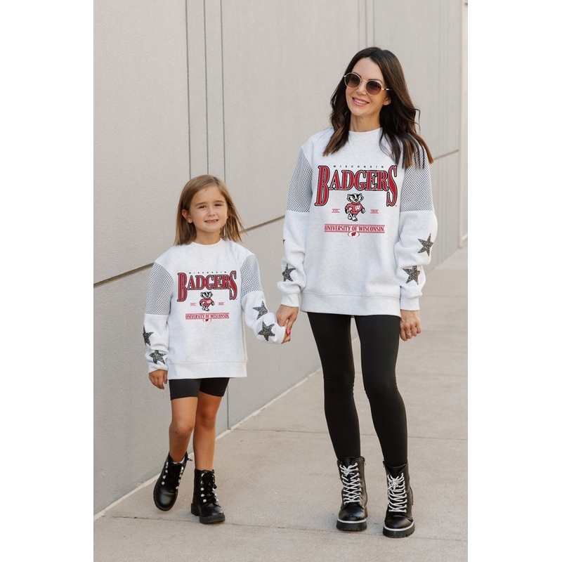 WISCONSIN BADGERS Dynamic Kid’s Embellished-Sleeve Sweatshirt