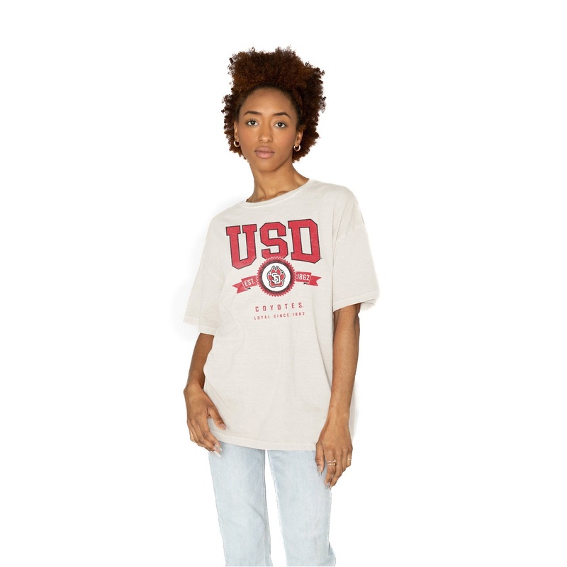 SOUTH DAKOTA COYOTES Get Goin’ Oversized Crew Neck Tee