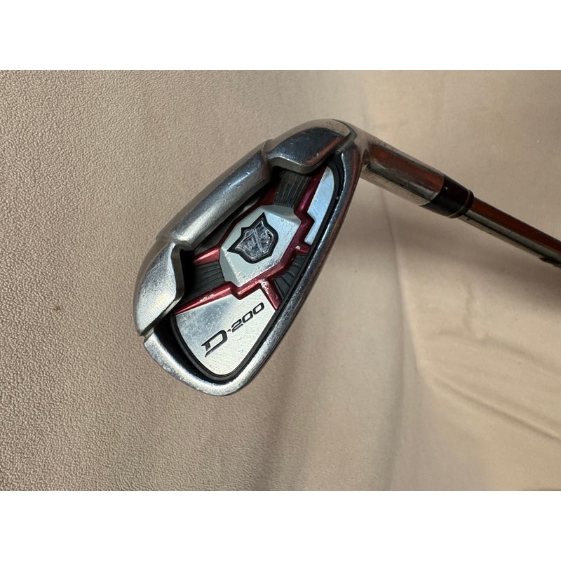 Men’s 9 Iron Wilson Staff D200 Right Handed Uniflex Graphite Shaft (Used)