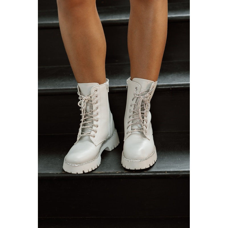 STRUTTIN IN SPARKLES BOOTS IN IVORY