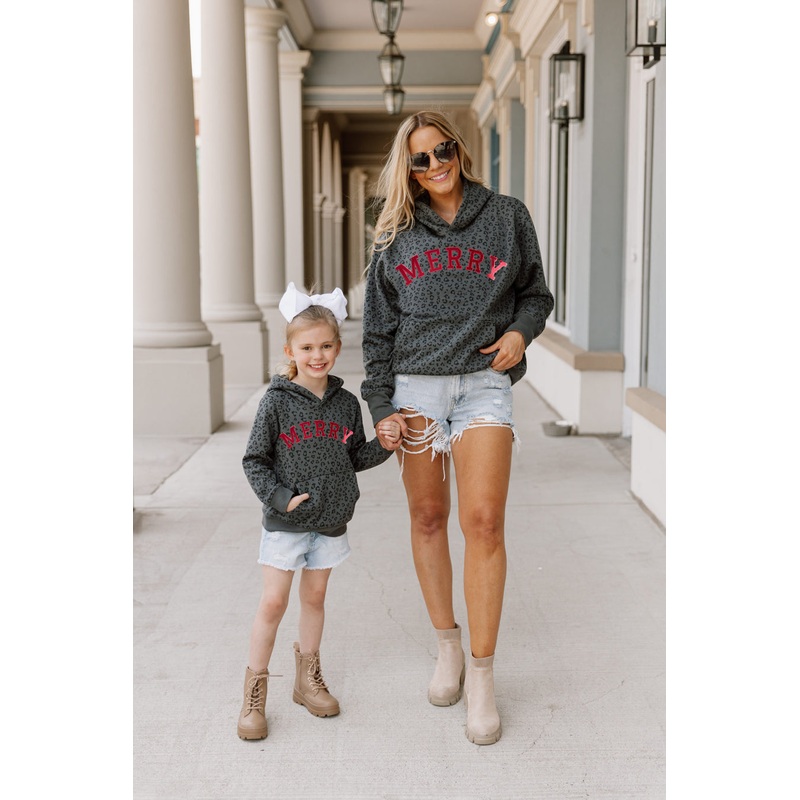 MAKE IT MERRY KIDS CLASSIC HOODED PULLOVER IN GREY LEOPARD