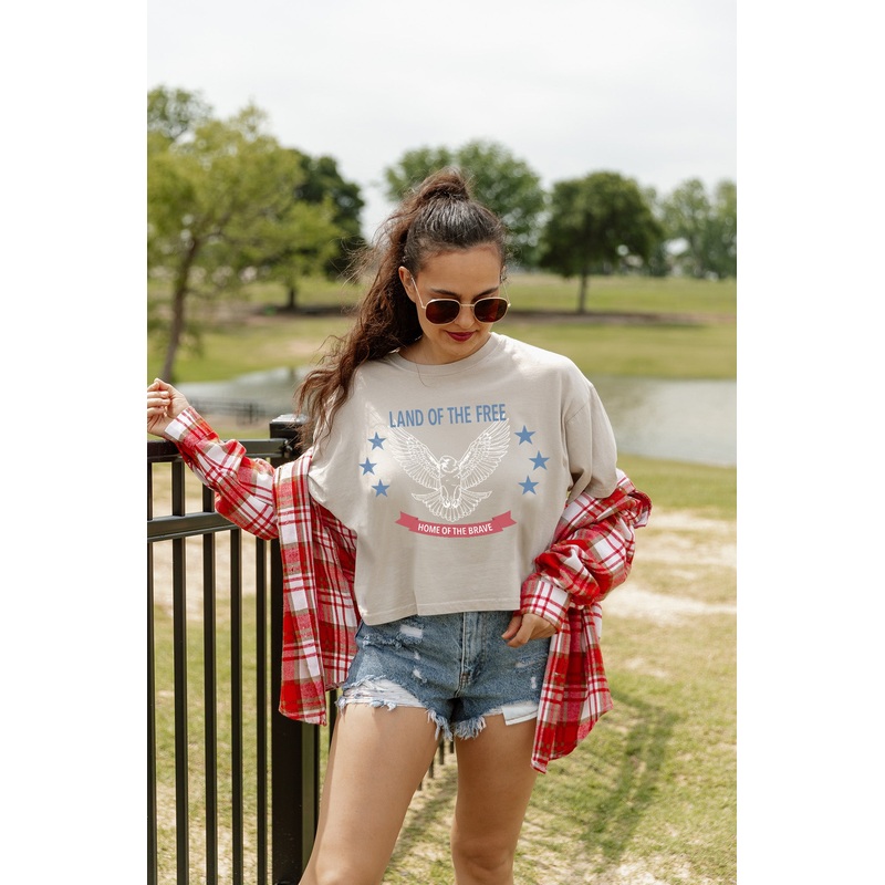 LAND OF THE FREE CLASSIC CROP TEE