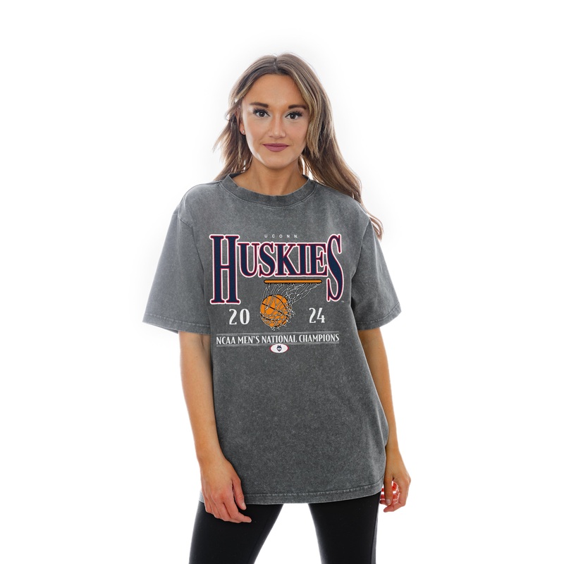 UCONN HUSKIES Slam Dunk Oversized Crewneck Tee