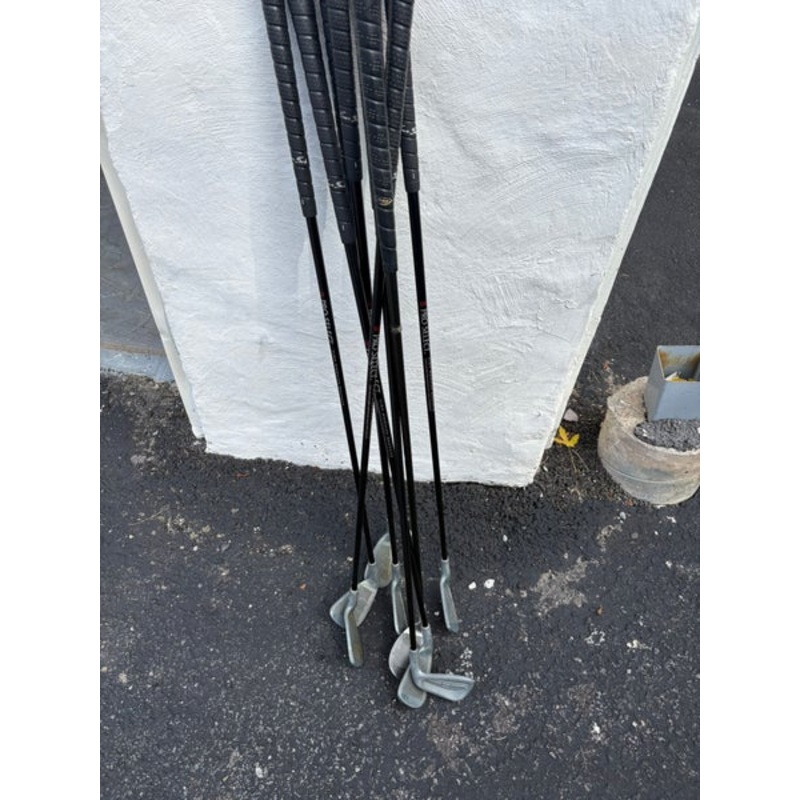Men’s SP Right Handed Iron Set (Used)