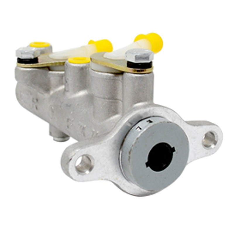 Star Car EV Capella 4-4+2 – Side Mount Master Cylinder
